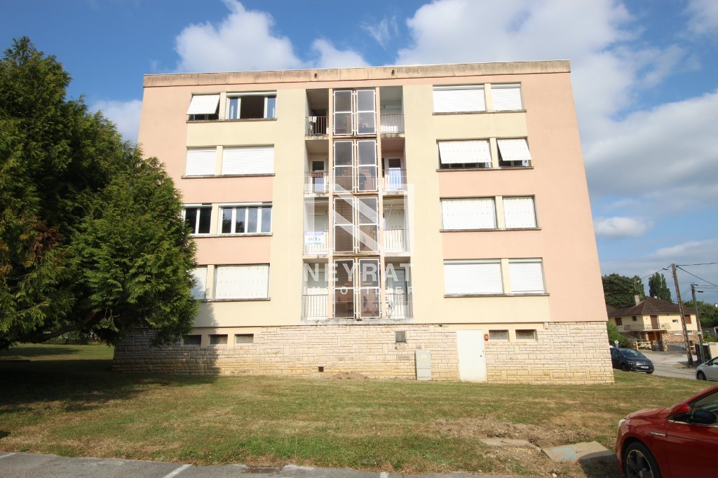 T4 lumineux de 70 m  Louhans