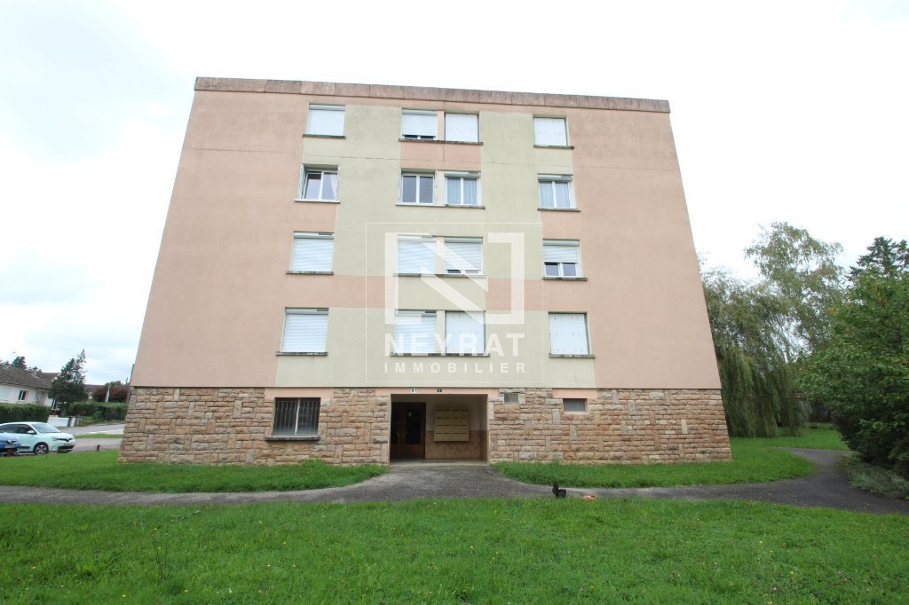 Appartement T4 (2 chambres)  (Etage 3) A VENDRE - LOUHANS - 70 m2 - 66000€
