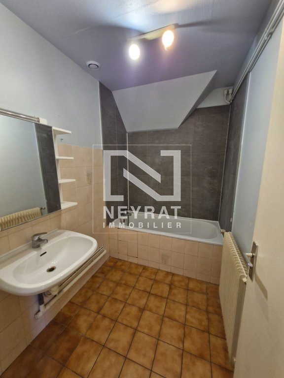 APPARTEMENT TYPE 4 - NUITS ST GEORGES - 89 m2 - VENDU