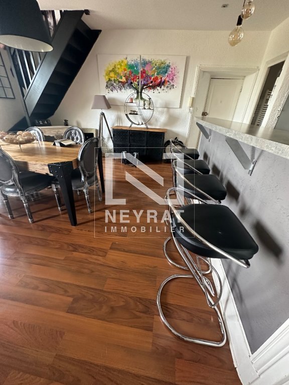 APPARTEMENT T4 A VENDRE - PARAY LE MONIAL - 107 m2 - 152000€