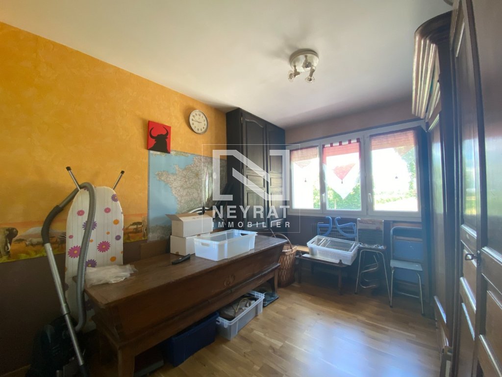 APPARTEMENT TYPE 4 AVEC GARAGE ET CAVE - ST MARCEL - 73.69 m2 - VENDU