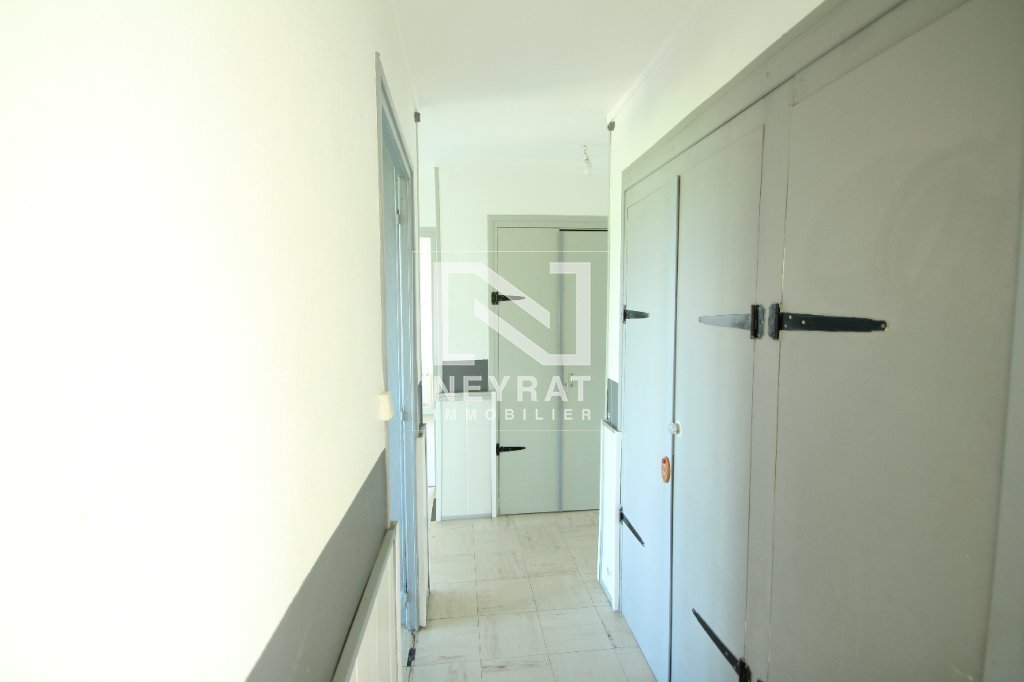 APPARTEMENT T5 A LOUER - CHAGNY - 85.4 m2 - 750 &euro; charges comprises par mois