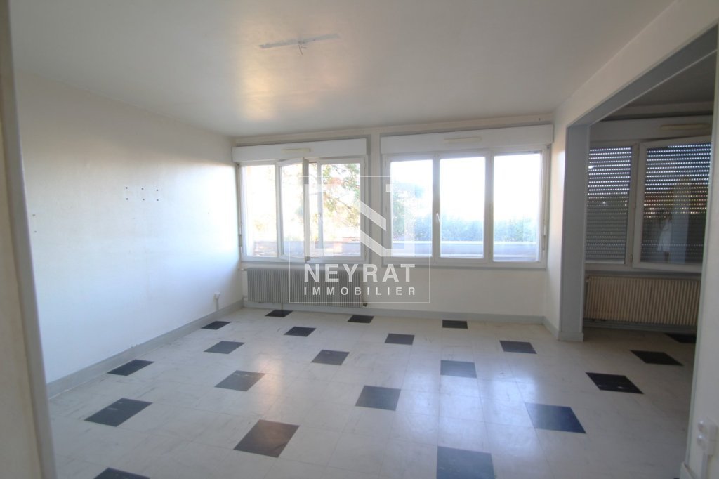 Appartement T5 A LOUER - CHAGNY - 86.61 m2 - 750 &euro; charges comprises par mois