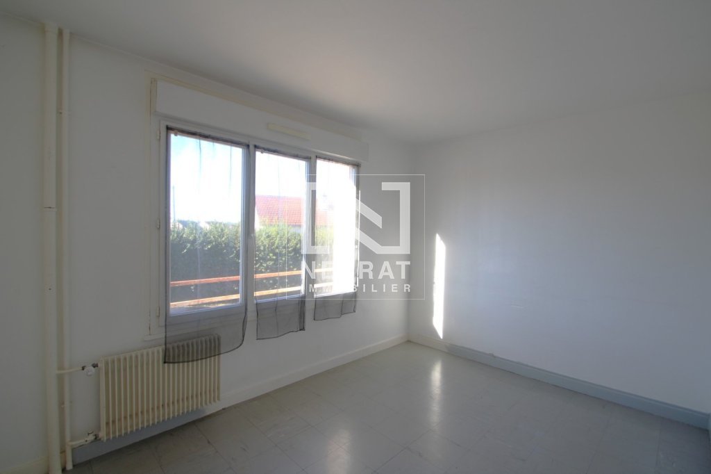 Appartement T5 A LOUER - CHAGNY - 86.61 m2 - 750 &euro; charges comprises par mois