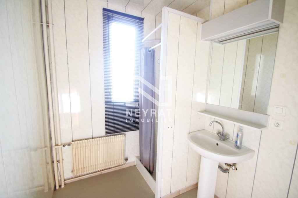 Appartement T5 A LOUER - CHAGNY - 86.61 m2 - 750 &euro; charges comprises par mois