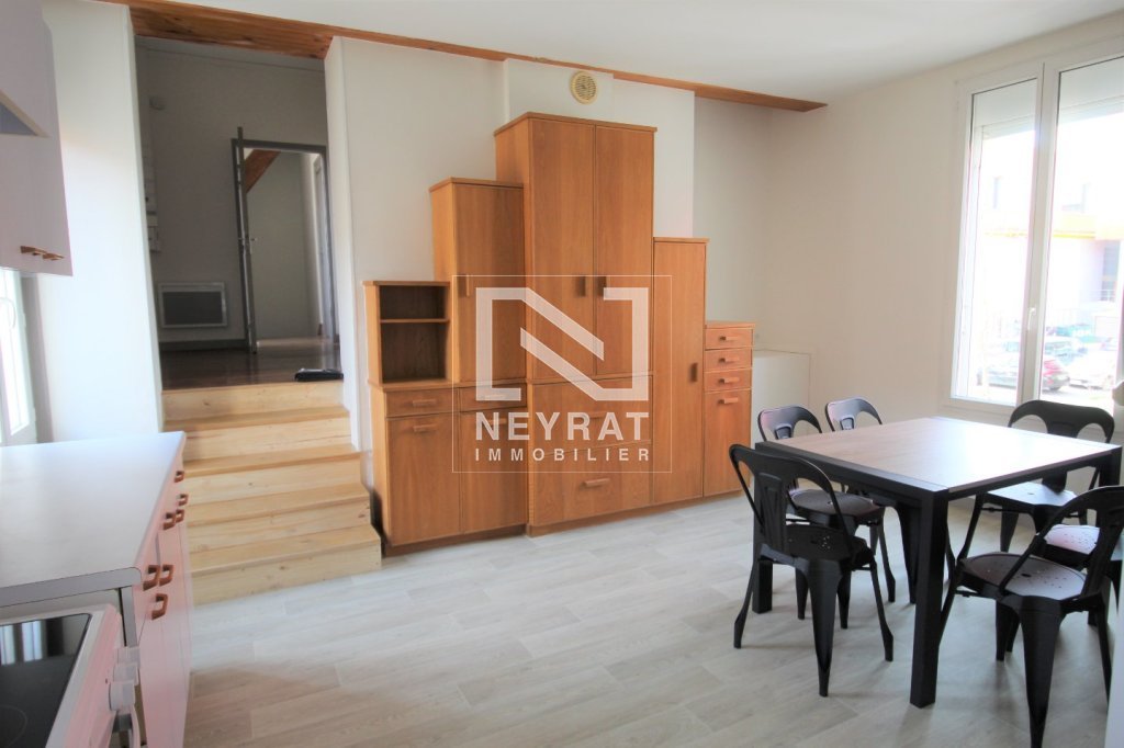 APPARTEMENT T5 A LOUER - CHALON SUR SAONE - 80.07 m2 - 920 &euro; charges comprises par mois