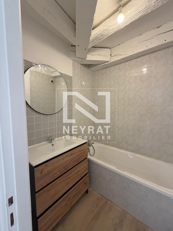 APPARTEMENT T5 A LOUER - CHALON SUR SAONE - 77 m2 - 750 &euro; charges comprises par mois