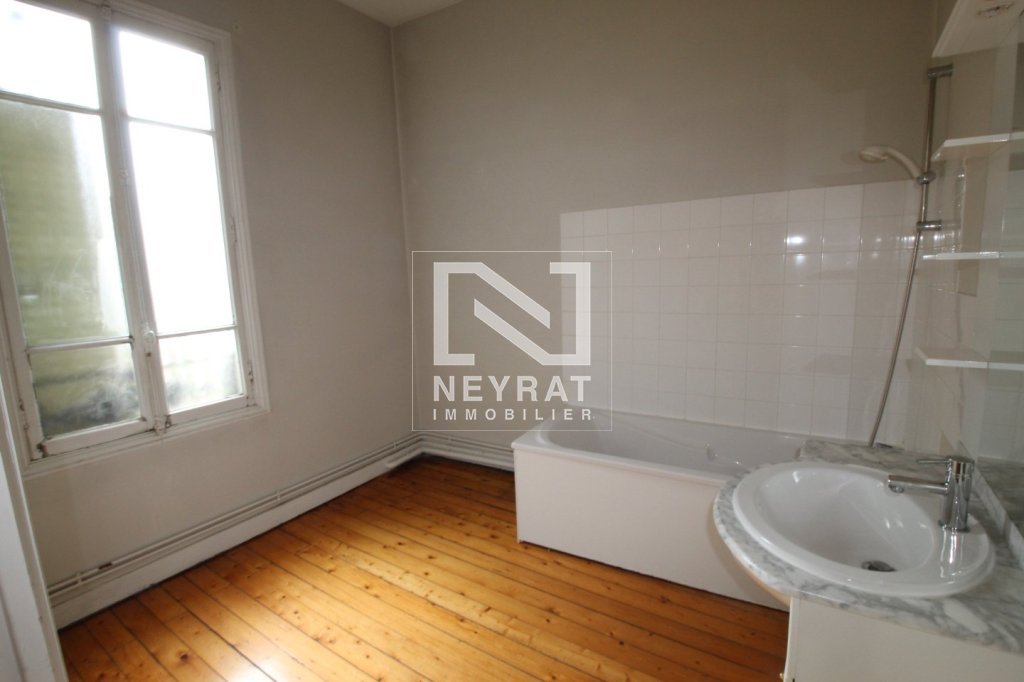 APPARTEMENT T5 A LOUER - CHALON SUR SAONE - 155 m2 - 1 048 € charges comprises par mois