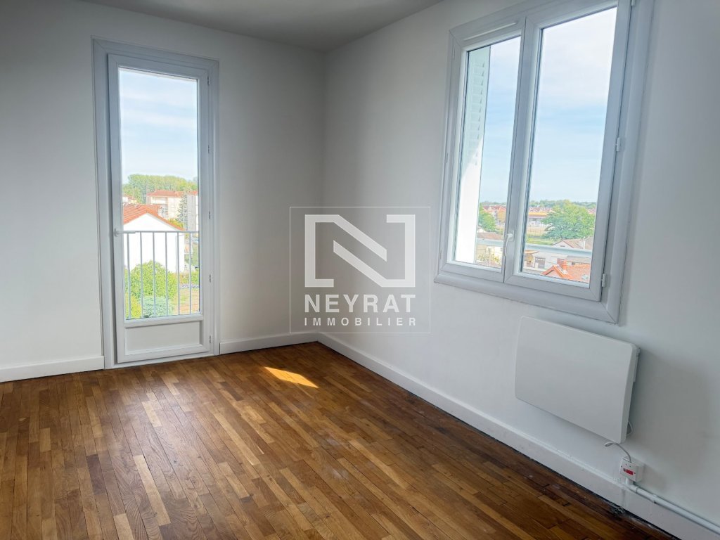 APPARTEMENT T5 A LOUER - DIGOIN - 89.91 m2 - 680 &euro; charges comprises par mois
