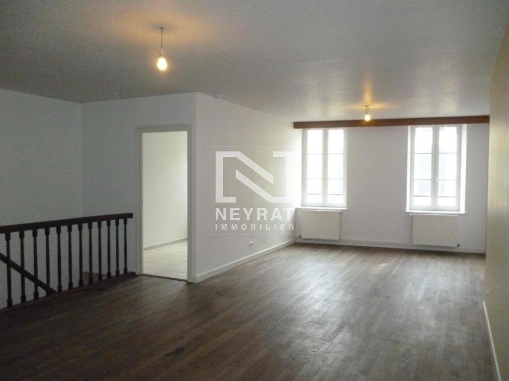 APPARTEMENT T5 A LOUER - VERDUN CIEL CENTRE VILLE - 104.22 m2 - 590�&euro; charges comprises par mois