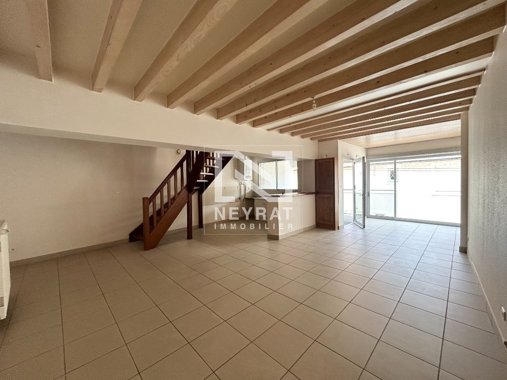 APPARTEMENT T5 A LOUER - VERDUN SUR LE DOUBS - 97.95 m2 - 660€ charges comprises par mois