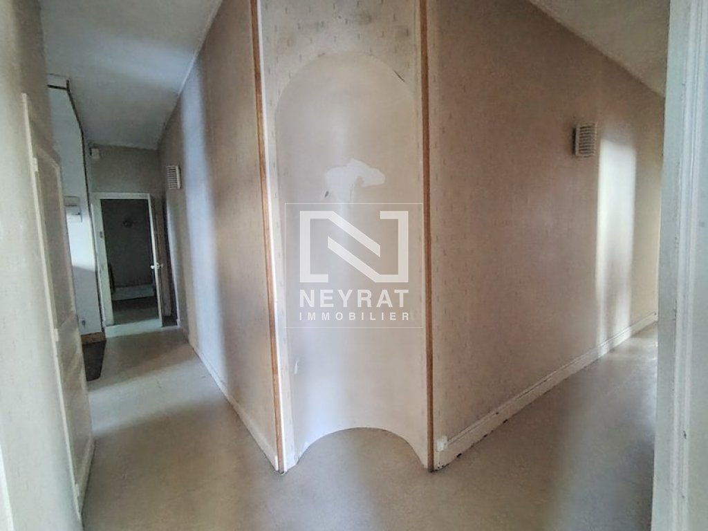 APPARTEMENT T5 - CHALON SUR SAONE - 124.06 m2 - 112�400�&euro;