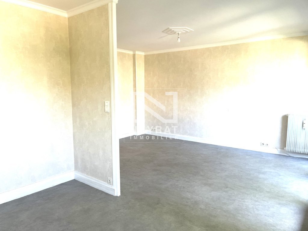 APPARTEMENT T5 - CHALON SUR SAONE - 83 m2 - VENDU