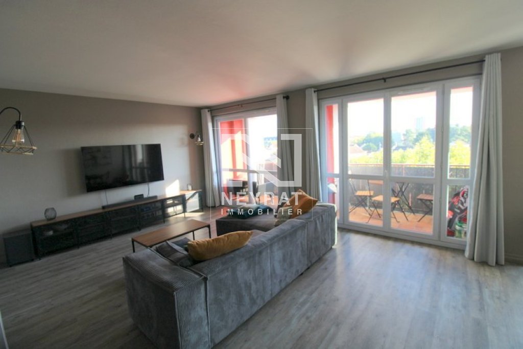 APPARTEMENT T5 A VENDRE - CHALON SUR SAONE - 133.19 m2 - 223200€