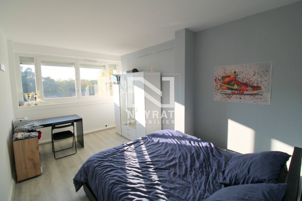 APPARTEMENT T5 A VENDRE - CHALON SUR SAONE - 133.19 m2 - 223200€