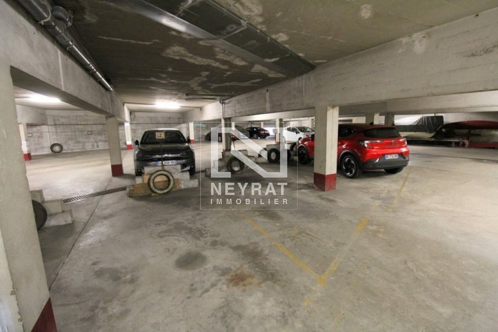 APPARTEMENT T5 A VENDRE - CHALON SUR SAONE - 133.19 m2 - 223200€