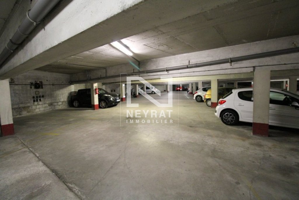 APPARTEMENT T5 A VENDRE - CHALON SUR SAONE - 133.19 m2 - 223200€