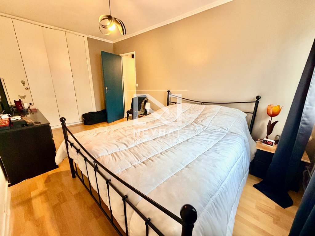 APPARTEMENT T5 A VENDRE - CHALON SUR SAONE - 106.86 m2 - 144�000�&euro;