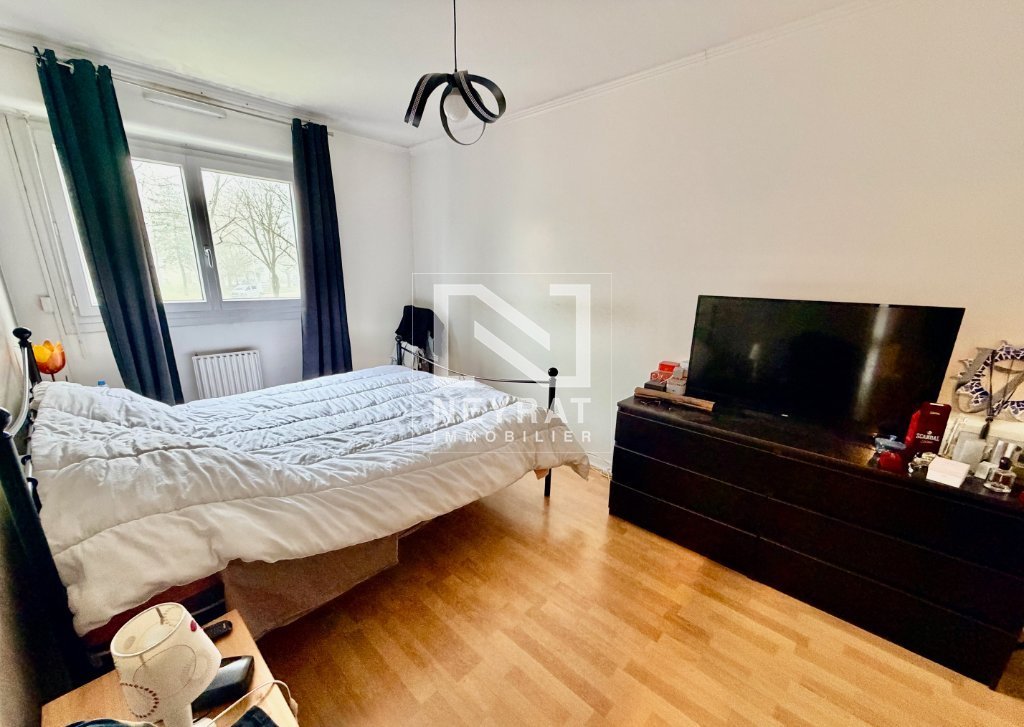 APPARTEMENT T5 A VENDRE - CHALON SUR SAONE - 106.86 m2 - 144�000�&euro;