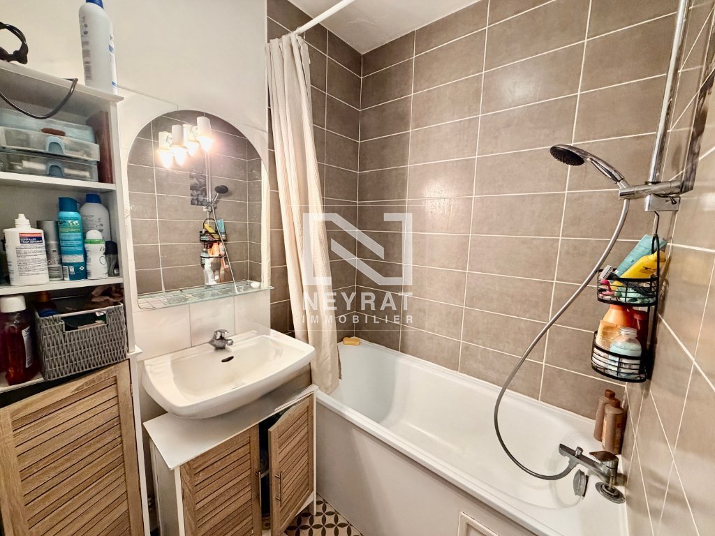 APPARTEMENT T5 A VENDRE - CHALON SUR SAONE - 106.86 m2 - 144�000�&euro;