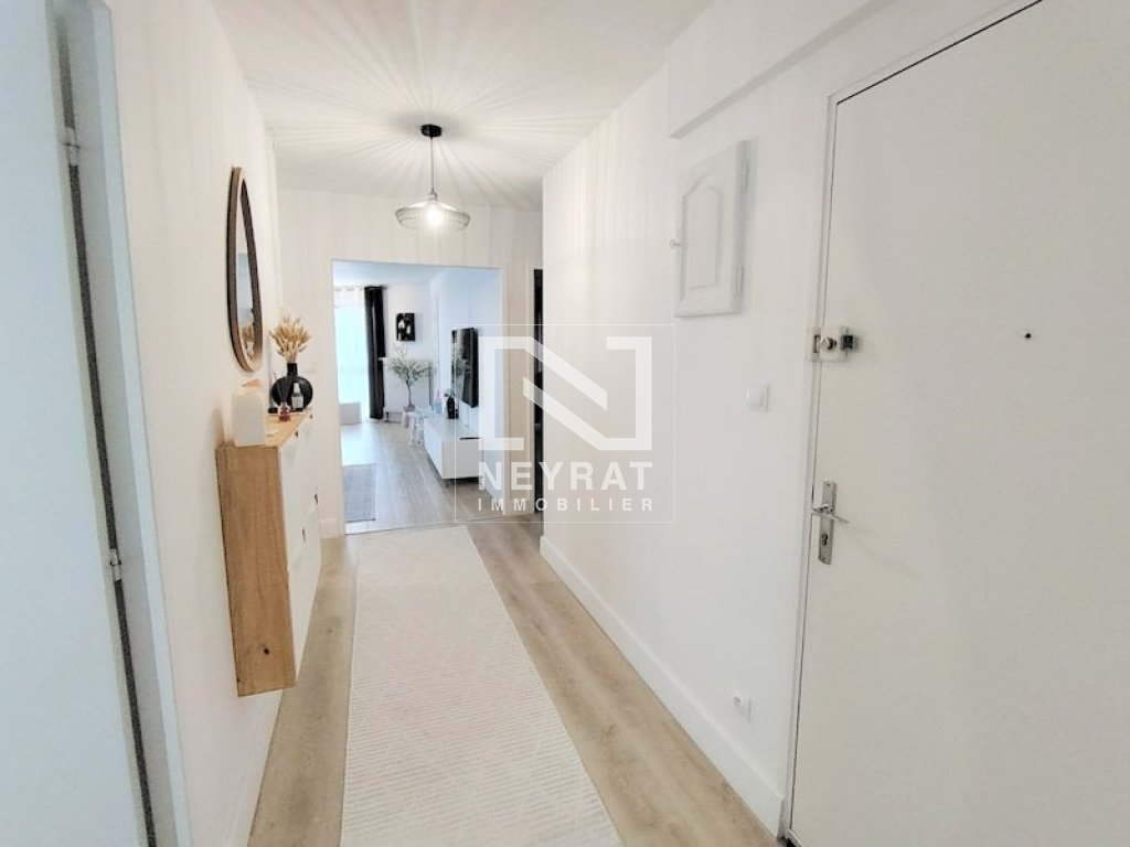 APPARTEMENT T5 A VENDRE - CHALON SUR SAONE - 94.26 m2 - 143�200�&euro;