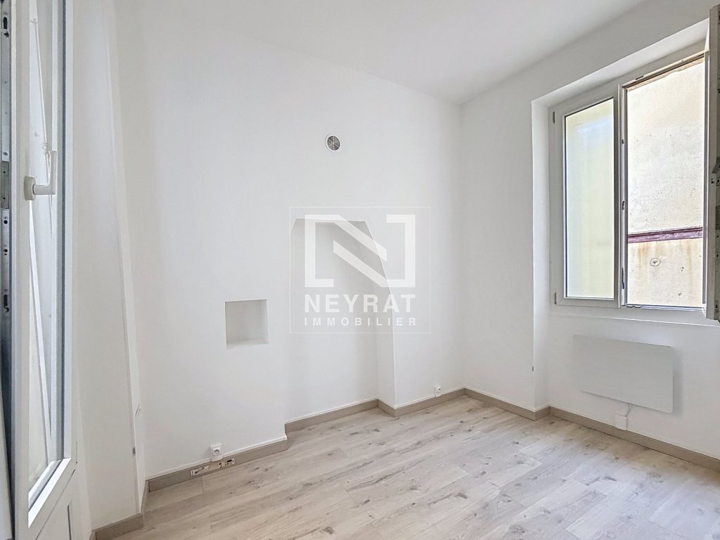 T5 au cœur du centre historique de Dijon A VENDRE - DIJON Hyper centre ville - 85.53 m2 - 390 000 &euro;