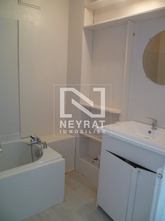 APPARTEMENT T5 A VENDRE - ST MARCEL - 89.82 m2 - 95 000 &euro;