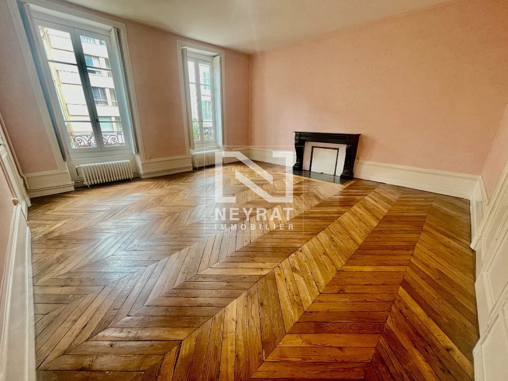 Appartement T6 A VENDRE - CHALON SUR SAONE Centre Ville - 225.87 m2 - 357000€