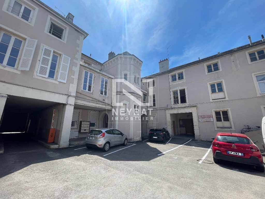 T6 de 225 m� � Chalon