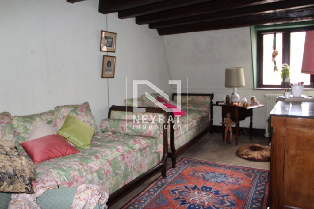 APPARTEMENT T6 - CHALON SUR SAONE HYPER CENTRE - 182.87 m2 - 224 000 &euro;