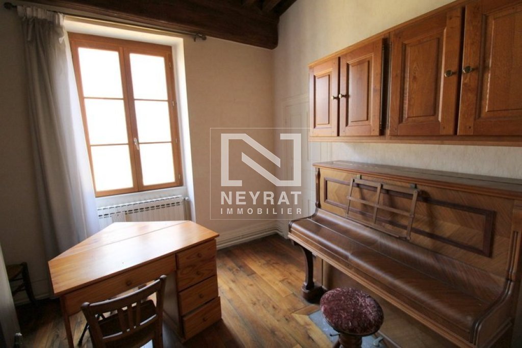 APPARTEMENT T6 - CHALON SUR SAONE - 161.37 m2 - 213�000�&euro;