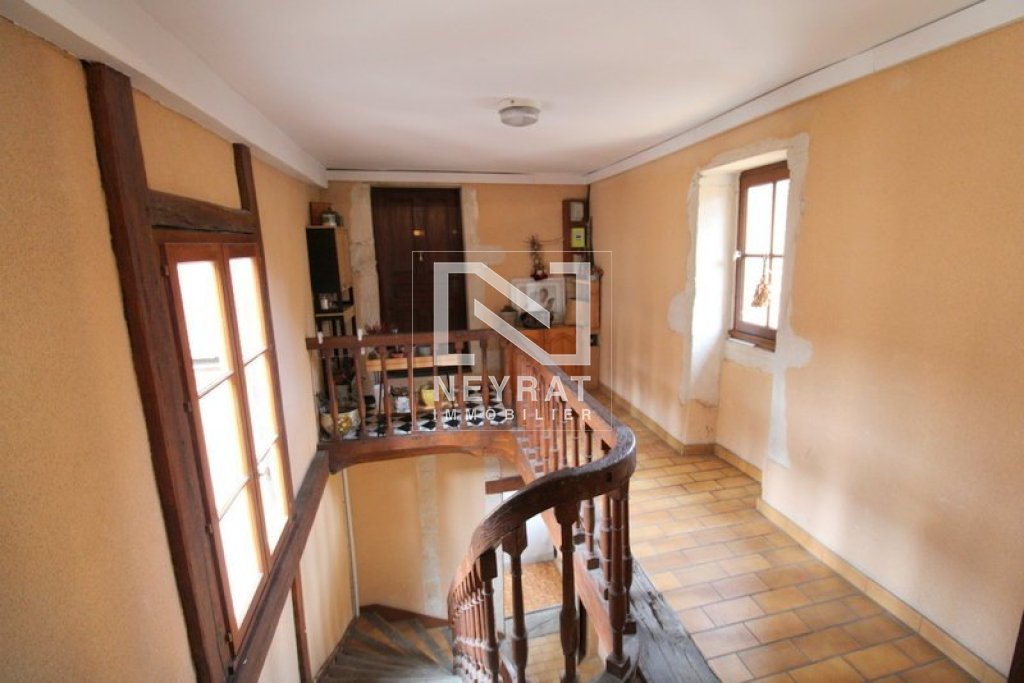 APPARTEMENT T6 - CHALON SUR SAONE - 161.37 m2 - 213�000�&euro;