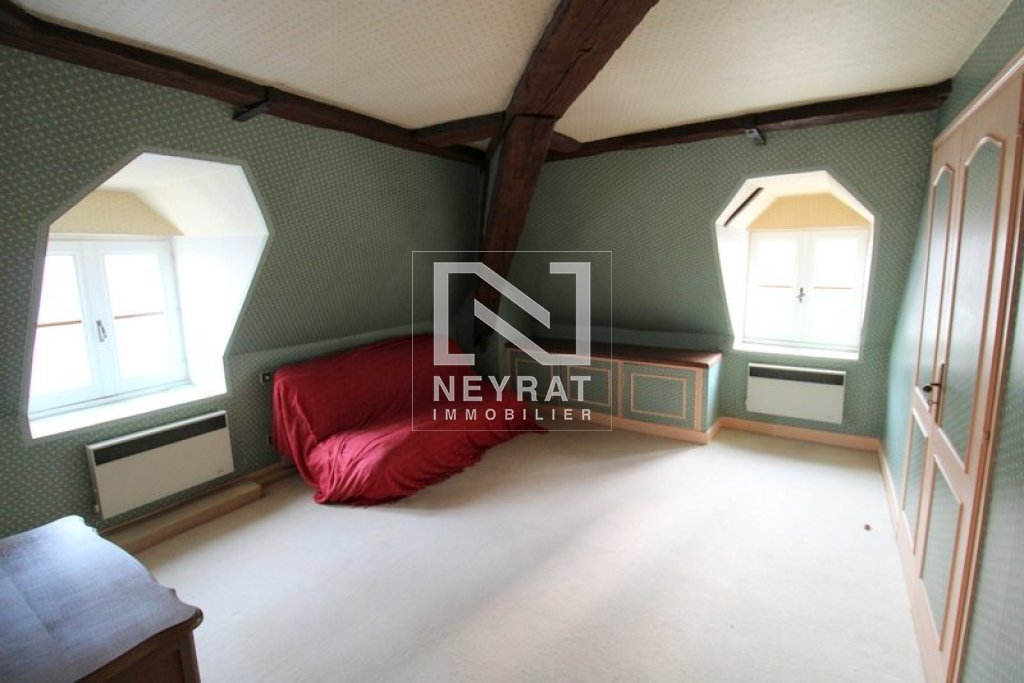 APPARTEMENT T6 - CHALON SUR SAONE - 161.37 m2 - 213�000�&euro;