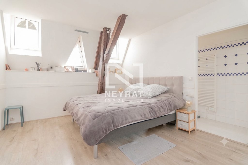 APPARTEMENT T6 A VENDRE - CHALON SUR SAONE - 186.22 m2 - 279 000 &euro;