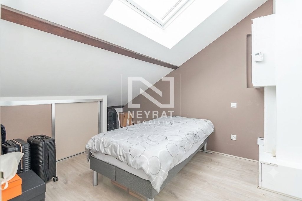 APPARTEMENT T6 A VENDRE - CHALON SUR SAONE - 186.22 m2 - 279 000 &euro;