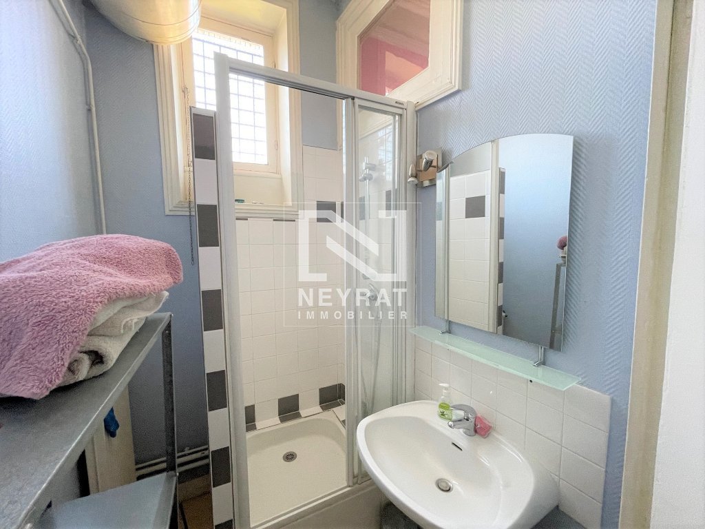 APPARTEMENT T7 A LOUER - CHALON SUR SAONE - 198.28 m2 - 1290€ charges comprises par mois