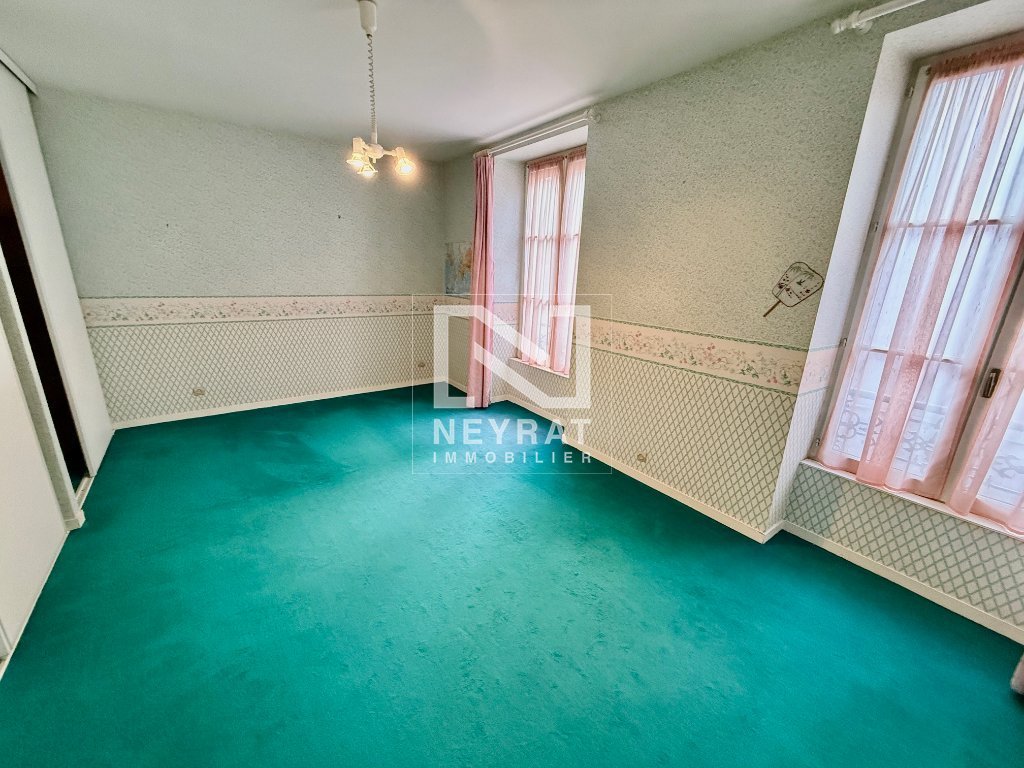 Appartement T7 208 m� � Chalon