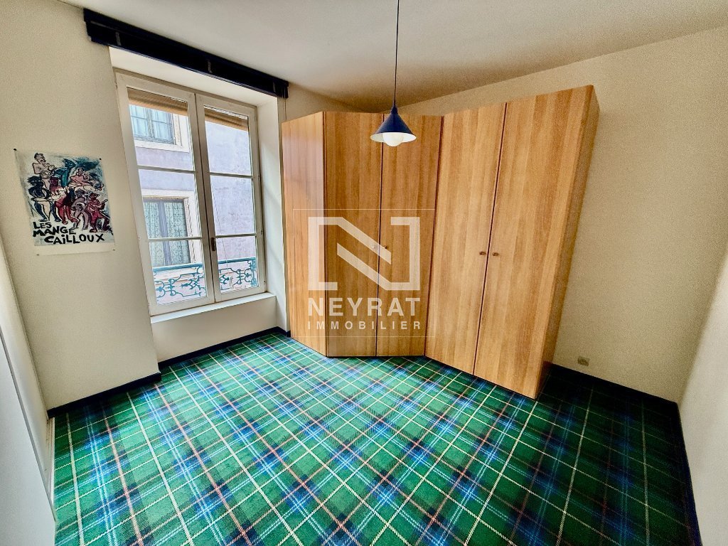 Appartement T7 208 m� � Chalon