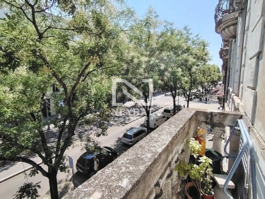 Chalon-sur-Sa�ne : T7 173 m�