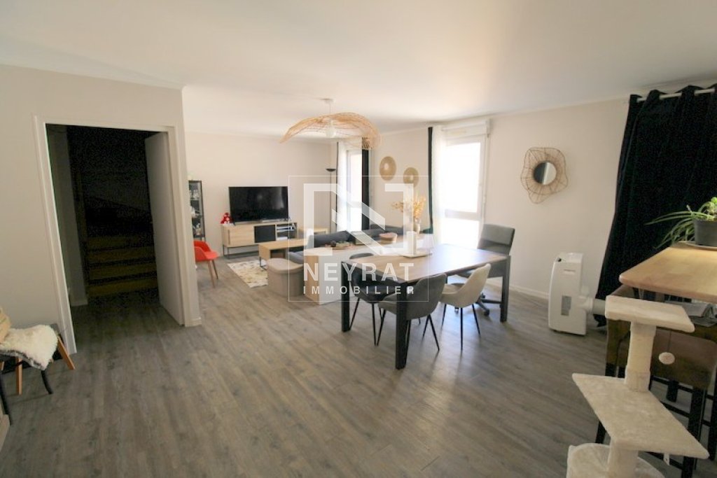 APPARTEMENT T7 A VENDRE - CHALON SUR SAONE - 126.3 m2 - 264 000 &euro;
