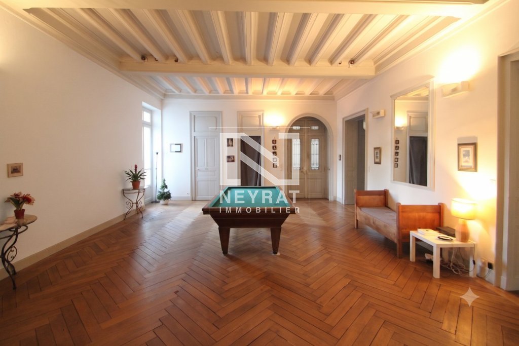 APPARTEMENT T8 A VENDRE - CHALON SUR SAONE - 312.58 m2 - 329 000 &euro;
